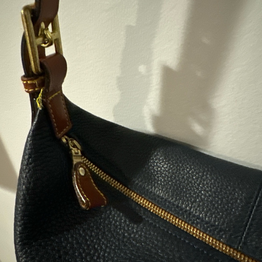 Dooney & Bourke Navy Blue Pebbled Leather Hobo Shoulder Handbag - Picture 2 of 13